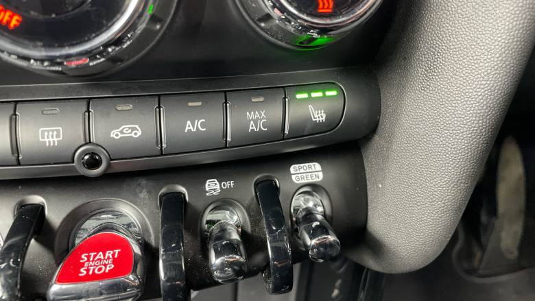 MINI Hatchback 2.0 Cooper S Exclusive 3dr Auto Petrol Hatchback